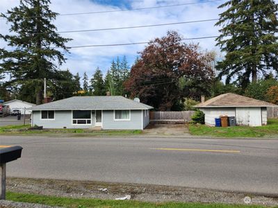 106 E Arcadia Avenue, House other with 2 bedrooms, 1 bathrooms and 1 parking in Shelton WA | Image 1