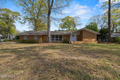 124 Carterwoods Dr, WARNER ROBINS, GA, 31088-6328 | Card Image