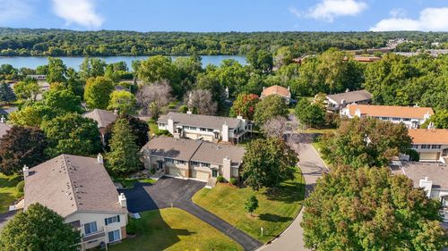5340 Beachside Dr, Minnetonka, MN, 55343-4114 | Card Image