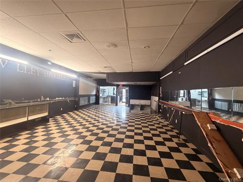 21 North St, Middletown, NY, 10940-5809 | Card Image