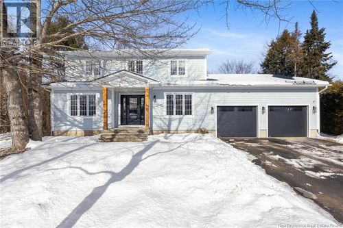 173 Wiggins Dr, Fredericton, NB, E3A5N7 | Card Image