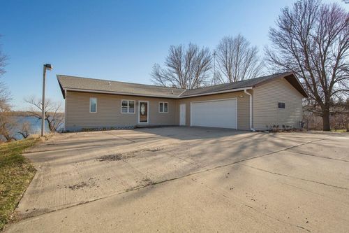 3900 Wells Lake Way, Faribault, MN, 55021-7810 | Card Image