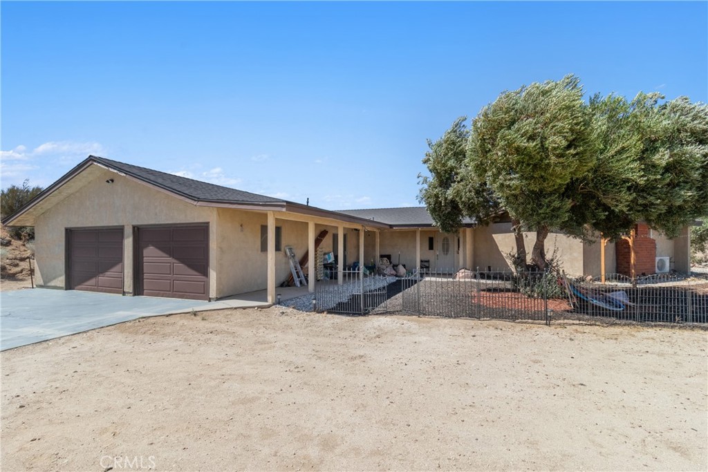 Residential in Leona Valley 2