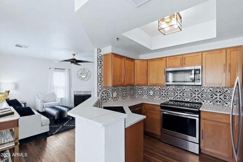 1021-9450 E Becker Ln, Scottsdale, AZ, 85260-6707 | Card Image