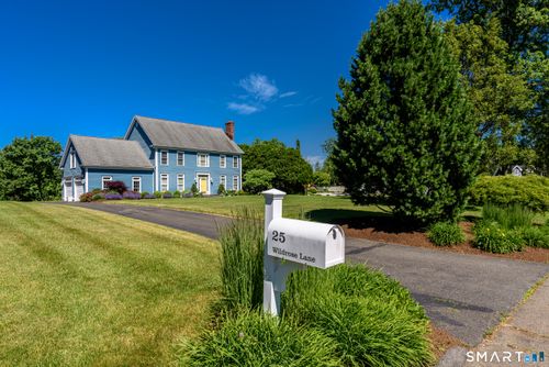 25 Wildrose Ln, Trumbull, CT, 06611-4068 | Card Image