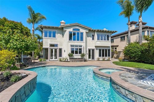 2 Newcastle Ln, Laguna Niguel, CA, 92677-9327 | Card Image