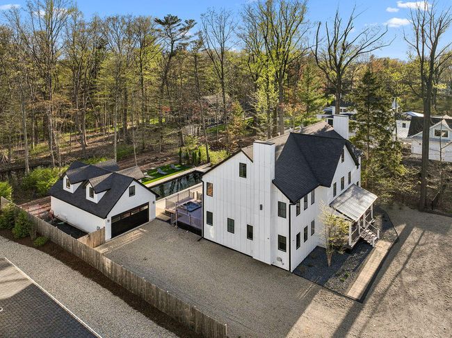 9350 Lakeside Ln, House other with 5 bedrooms, 5 bathrooms and null parking in Lakeside MI | Image 9