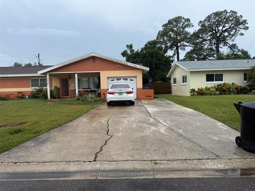 1030 S 64th Avenue S, ST PETERSBURG, FL, 33705 | Card Image