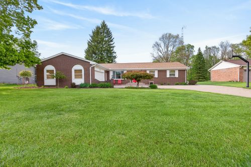 708 Arrowhead Dr, Sidney, OH, 45365-1806 | Card Image