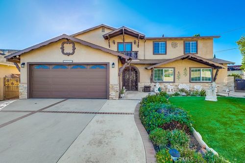 21203 Oakfort Ave, Carson, CA, 90745-1842 | Card Image
