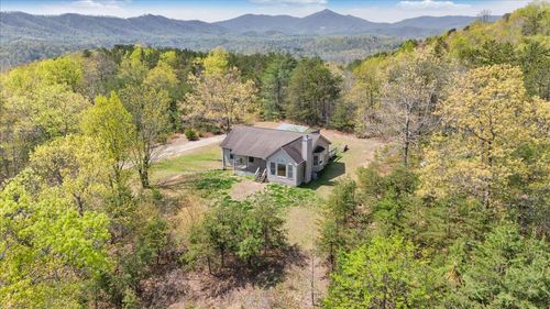 5580 Warring Ln, Roanoke, VA, 24014-7128 | Card Image