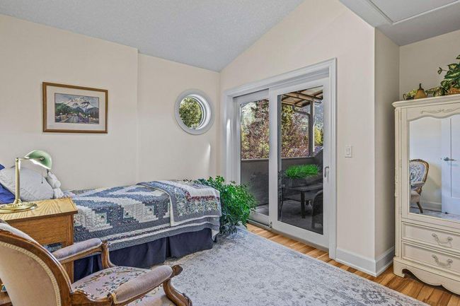 930 9 St, House other with 8 bedrooms, 7 bathrooms and 4 parking in Canmore AB | Image 35