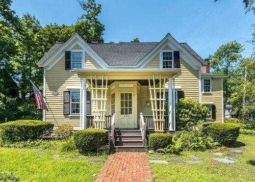 326 Bacon St, Waltham, MA, 02451-7515 | Card Image