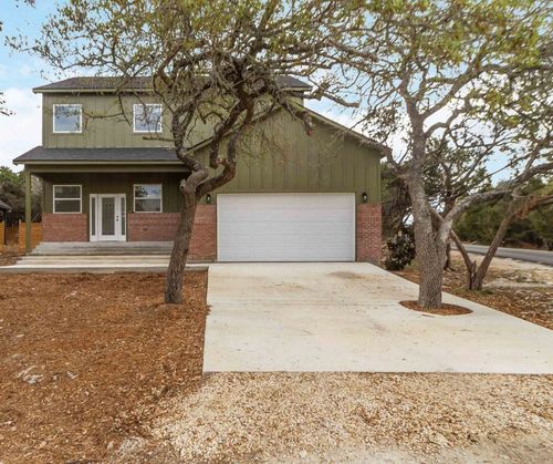 118 Crazy Cross Rd, Wimberley, TX, 78676-2141 | Card Image