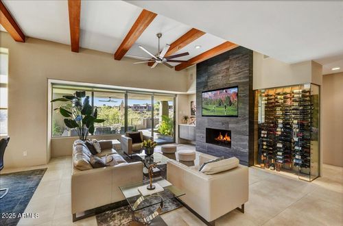 9975 E Graythorn Dr, Scottsdale, AZ, 85262-5155 | Card Image