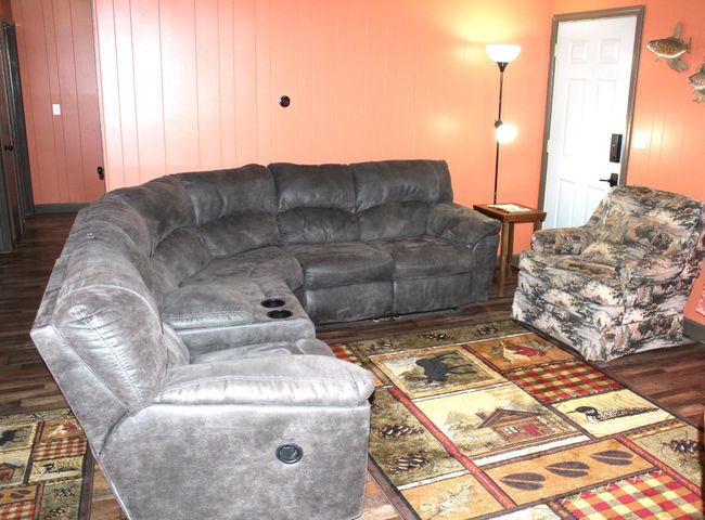 2006 Reel Em In Rd, Condo with 3 bedrooms, 1 bathrooms and 3 parking in TOMAHAWK WI | Image 10
