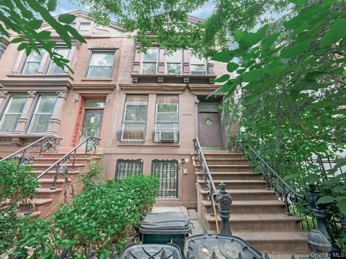 hse-809A Greene Ave, Brooklyn, NY, 11221-8091 | Card Image