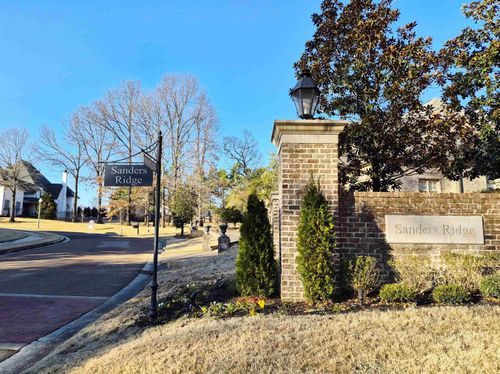 2447 Sanders Ridge Ln, Germantown, TN, 38138-6147 | Card Image