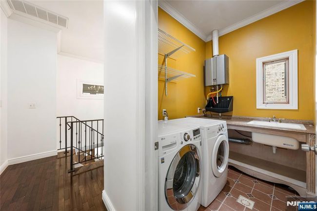 801 W End Ave, House other with 4 bedrooms, 4 bathrooms and null parking in Cliffside Park NJ | Image 25