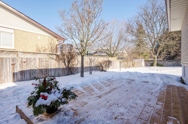933 Ashdale Cres W, House other with 4 bedrooms, 2 bathrooms and 3 parking in Peterborough ON | Image 29