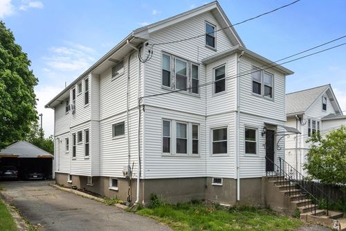 126-124 Chapman St, Watertown, MA, 02472-1781 | Card Image