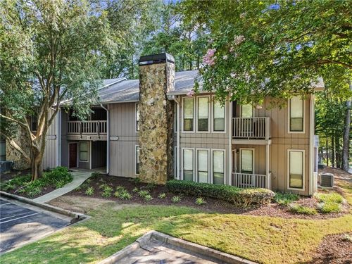 3991 Woodridge Way, Tucker, GA, 30084-2160 | Card Image
