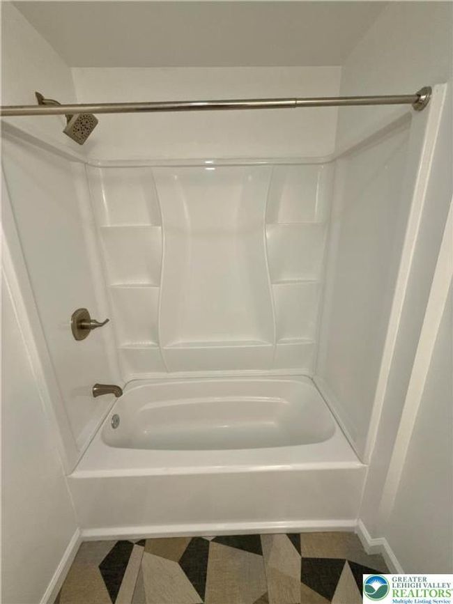 202 - 938 E 4 Th St, Condo with 2 bedrooms, 1 bathrooms and null parking in BETHLEHEM PA | Image 25