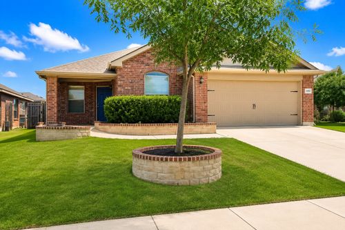 1229 Walnut Cliff Ct, Fort Worth, TX, 76179-2052 | Card Image