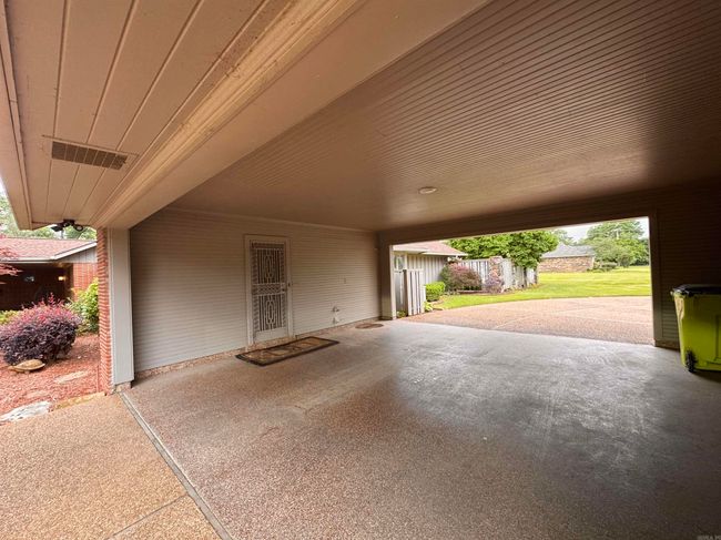 1002 S Lowe St, House other with 3 bedrooms, 4 bathrooms and null parking in Stuttgart AR | Image 9