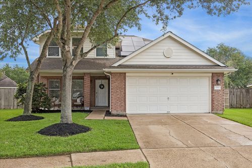 2914 Meridian Bay Ln, Dickinson, TX, 77539-6252 | Card Image