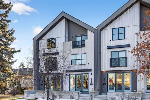 643 53 Ave Sw, Calgary, AB, T2V | Card Image