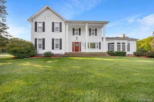 3305 Lakeville Rd, Oxford, MI, 48370-2016 | Card Image