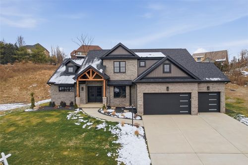 1065 Skyline Dr, Canonsburg, PA, 15317-8509 | Card Image