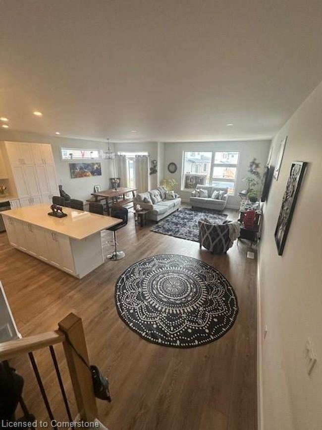 13 Erie Crt, House other with 4 bedrooms, 3 bathrooms and 6 parking in Amherstview ON | Image 8