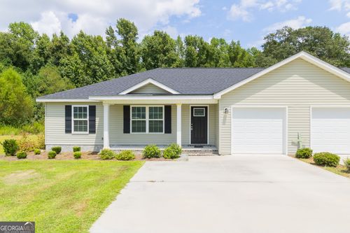 137 Bull Bay Dr, Statesboro, GA, 30458-7275 | Card Image