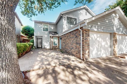 1437 Palmnold Cir W, Fort Worth, TX, 76120-4707 | Card Image