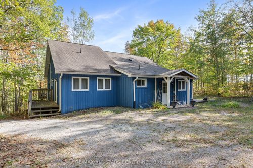 1142 English Cir, Gooderham, ON, K0M1R0 | Card Image