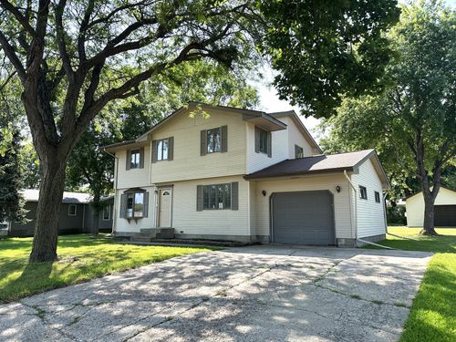 1333 Walnut St, Dawson, MN, 56232-2266 | Card Image