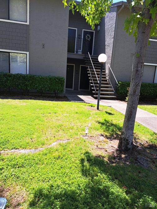 unit-65-900 Cambridge Dr, Benicia, CA, 94510-3678 | Card Image