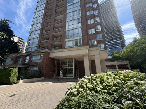 4888 Hazel St, Burnaby, BC, V5H4T4 | Card Image