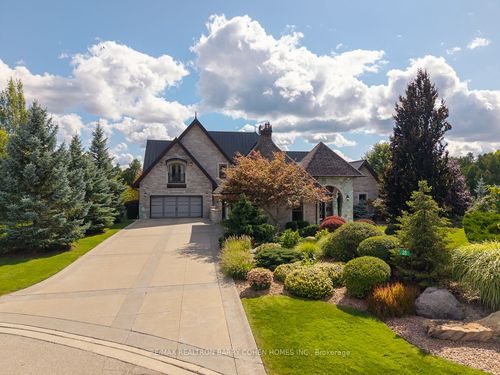 35 Daymond Dr, Puslinch, ON, N0B2J0 | Card Image