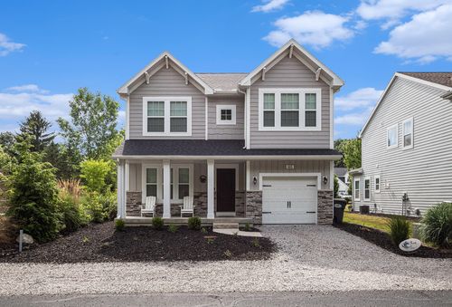 665 Meadow Dr, South Haven, MI, 49090-8646 | Card Image