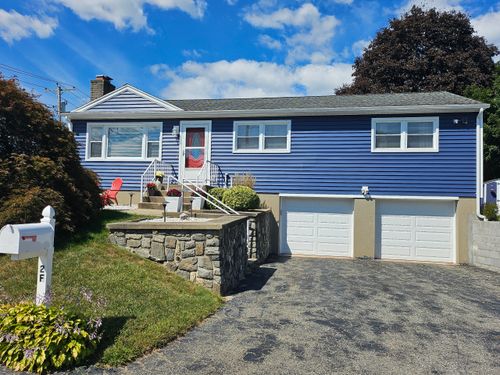 2 F St, Derby, CT, 06418-1614 | Card Image