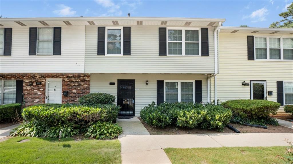 Leisure Ct, Marietta, GA 30064