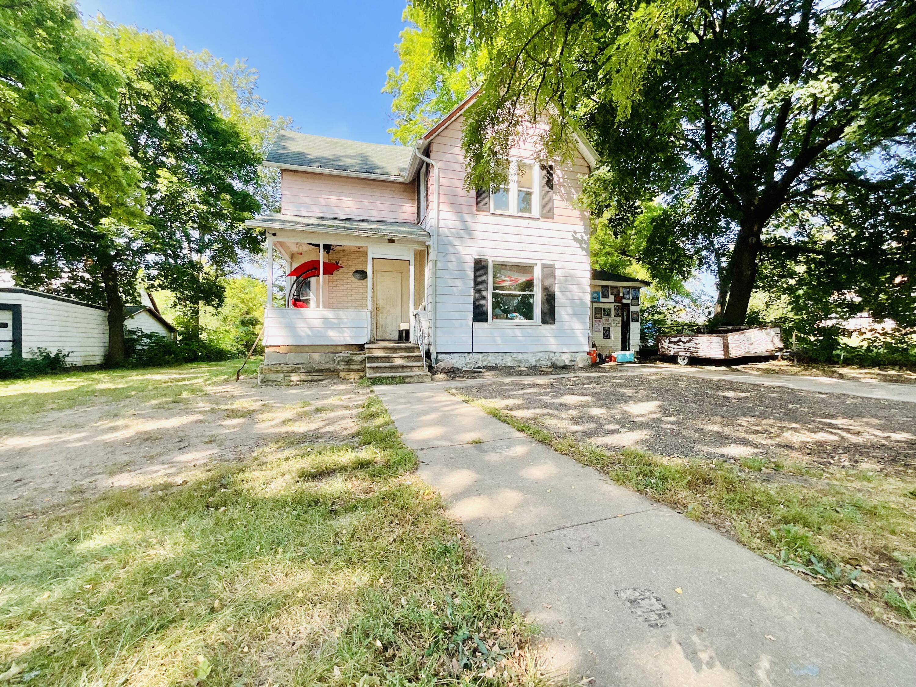 Hubbard St, Battle Creek, MI 49037
