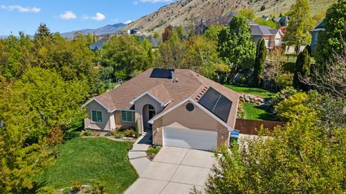 745 Foxridge Dr, Providence, UT, 84332-9693 | Card Image