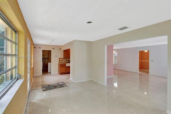 410 Miller Rd, House other with 3 bedrooms, 2 bathrooms and null parking in Coral Gables FL | Image 18