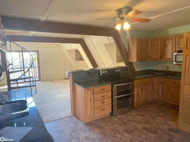 196 Lakeview Dr, House other with 3 bedrooms, 3 bathrooms and null parking in Melrose IA | Image 16