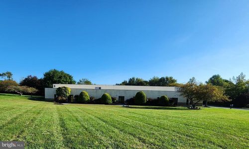 1 Linda Ln, Southampton, NJ, 08088-9176 | Card Image