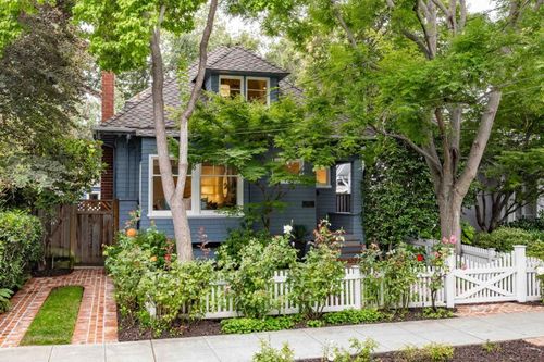 1044 Bryant St, Palo Alto, CA, 94301-2712 | Card Image
